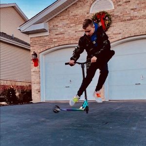 Meet your Posher, Jack